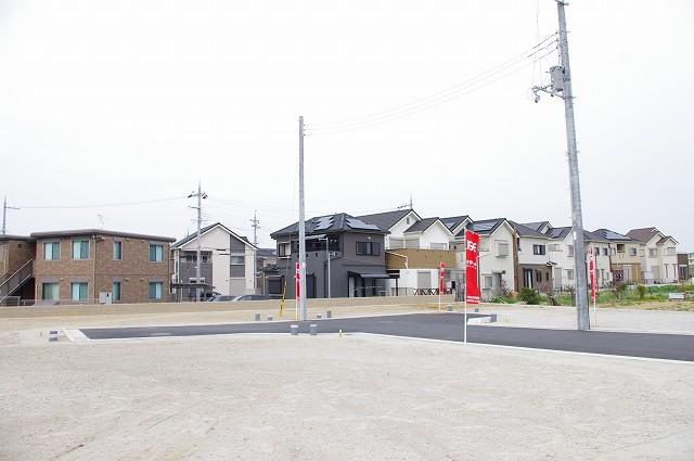 Local land photo. "Masters in popular sale ・ El deep "is a model house scheduled for completion in 2013 mid-June! There is also other free design corresponding compartment! (Local: 2013 March 31 shooting)