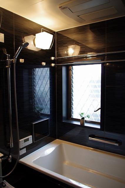 Building plan example (introspection photo).  [ Our construction cases ]  bathroom. Bathroom TV is very popular! Slowly and spend your bath time is also good, The Well even enter while watching TV Continued! Guests have the luxury of time. 