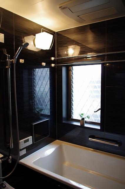 Building plan example (introspection photo).  [ Our construction cases ]  bathroom. Bathroom TV is very popular! Slowly and spend your bath time is also good, The Well even enter while watching TV Continued! Guests have the luxury of time.