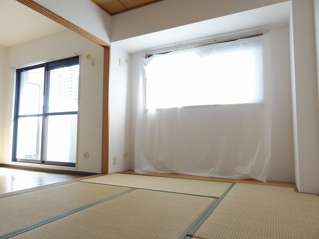 Living and room. Room (Western-style ・ Japanese-style room)