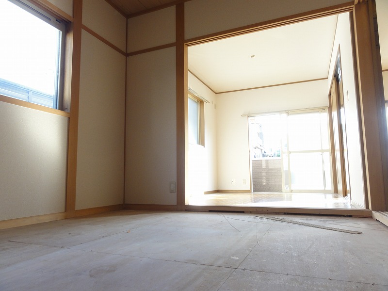 Other room space. Japanese-style part (under renovation)