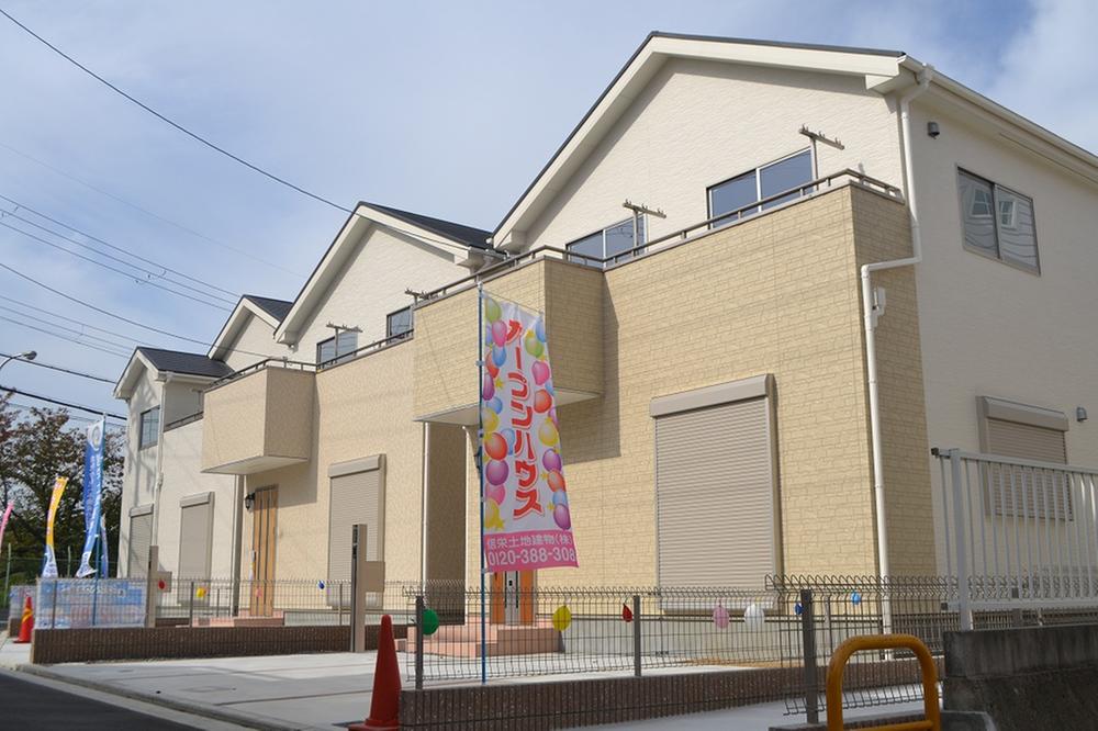 Local appearance photo. Local 2013 November 1 Building ~ Building 3