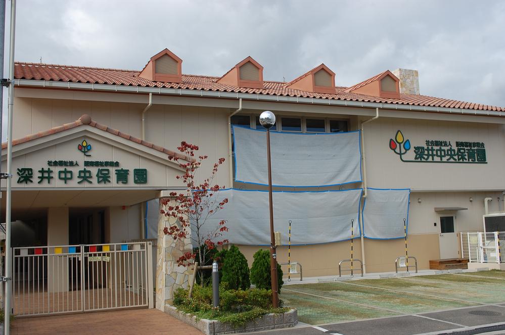 kindergarten ・ Nursery. Deep 160m to the central nursery