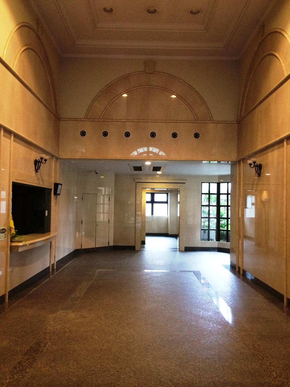 lobby. Entrance is also spacious because it is a large-scale property.