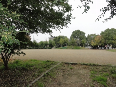 park. 20m to Sakai No. 55-10 public green space (park)