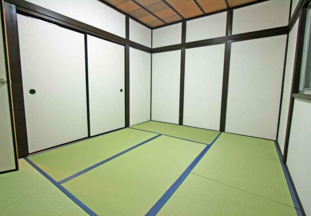 Other introspection. It will calm and there is a Japanese-style room on the second floor ☆ 