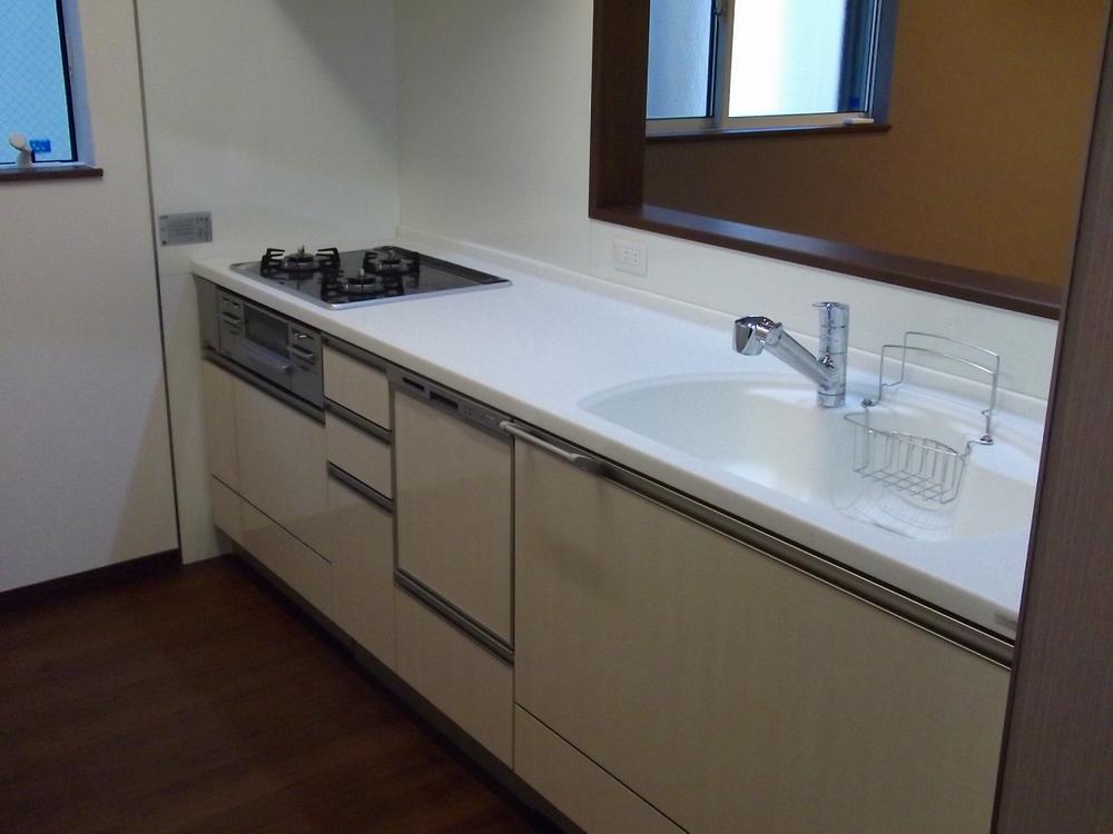 Kitchen. Indoor (July 2013) Shooting