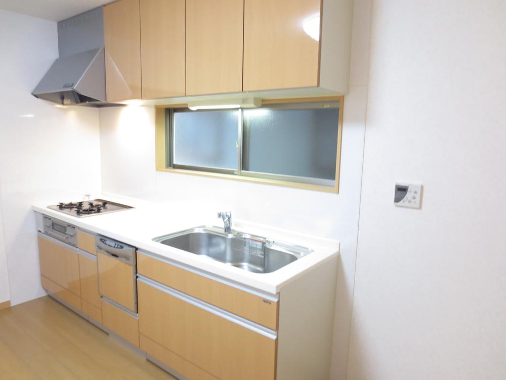 Kitchen. It is easy to use clean system Kitchen ☆ 