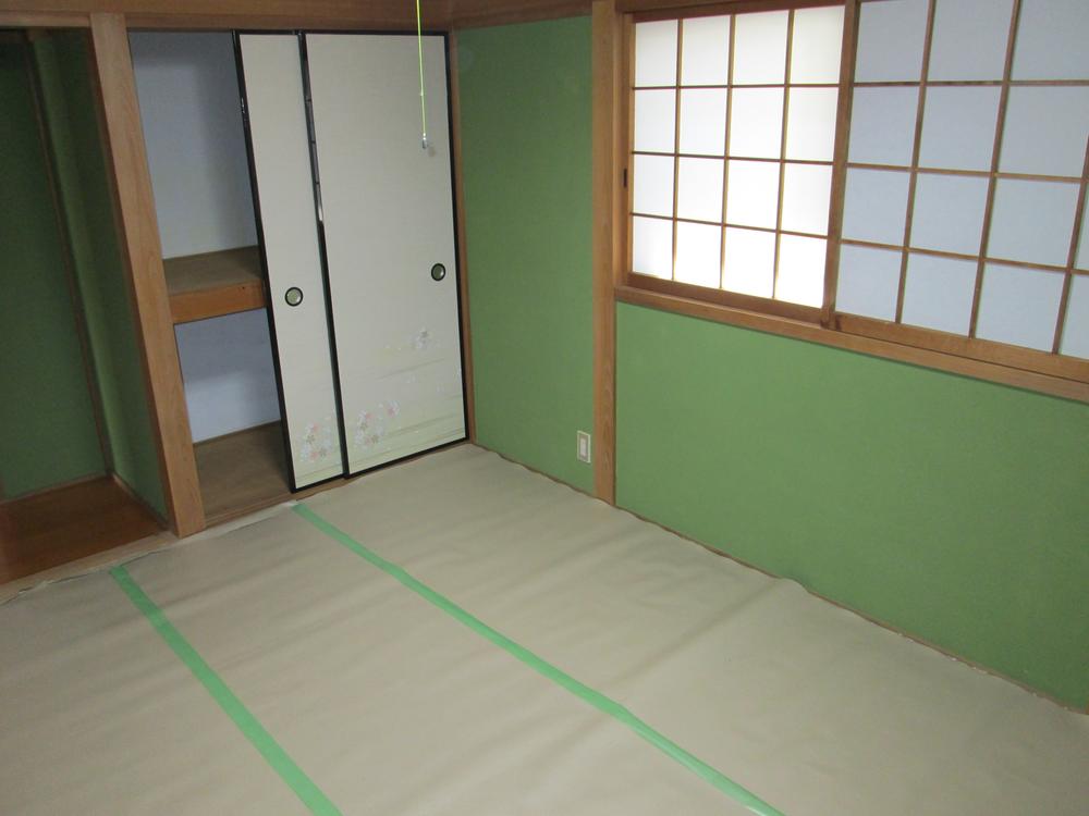 Non-living room. Storage is also rich Japanese-style room. 