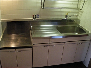 Kitchen. Two-burner gas stove installation Allowed