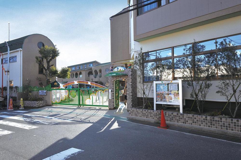 kindergarten ・ Nursery. Kodakara to kindergarten 500m