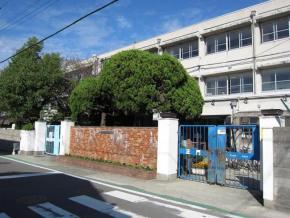 Primary school. Sakaishiritsu Fukusen until elementary school 903m