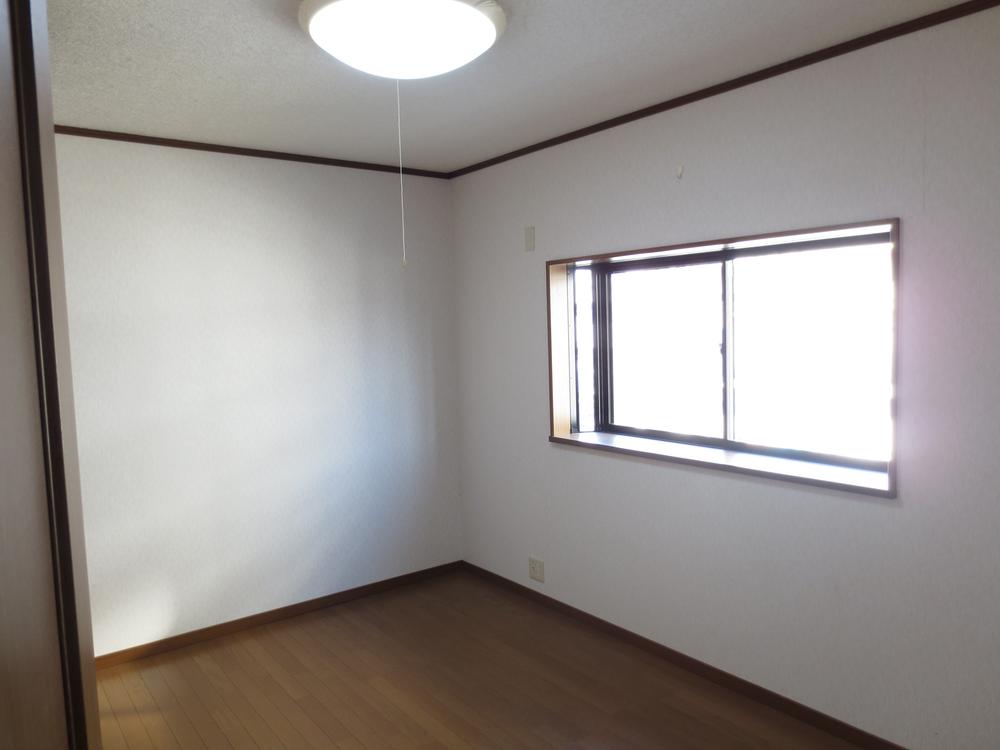 Non-living room. Western You can also use in the bedroom if there 7.5 Pledge ☆ ☆