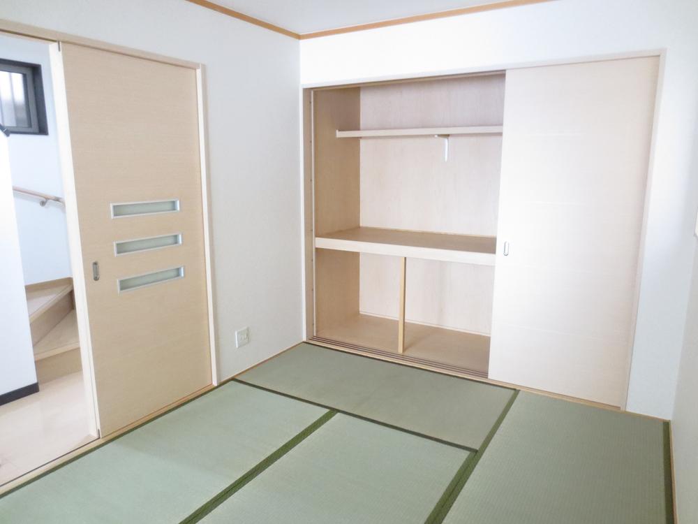Non-living room. On the first floor of a Japanese-style room, Also available in for steep visitor ☆  I you share slowly (^ O ^)