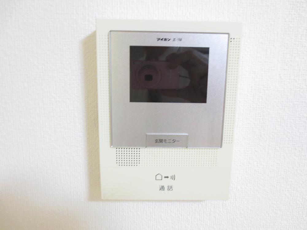 Other. It is a monitor with intercom of visitors during the peace of mind ☆ 