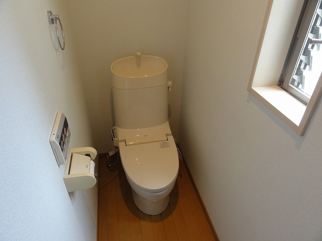 Toilet. Toilet (Washlet-conditioned)
