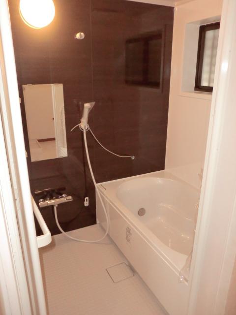 Bathroom. It has become a refurbished settle bathroom ☆