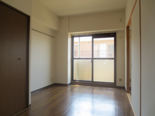 Other room space