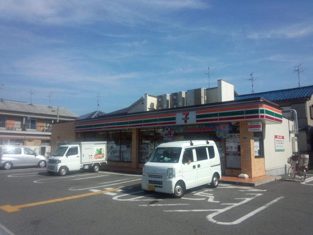 Convenience store. 715m to Seven-Eleven Sakai Horiagemidori the town shop