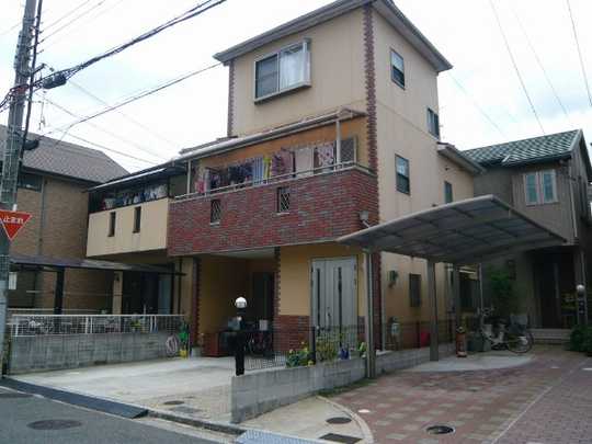 Local appearance photo. Exterior (1)