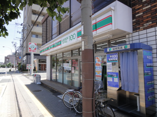 Convenience store. STORE100 Sakaikita Mikunigaoka to the store (convenience store) 149m