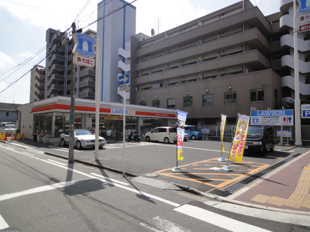 Convenience store. Lawson Mikunigaoka Station store up to (convenience store) 186m