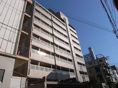 Local appearance photo. Because it is the room of the south-facing balcony, The room is bright