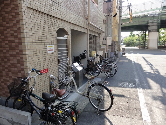 Other common areas. Bicycle-parking space