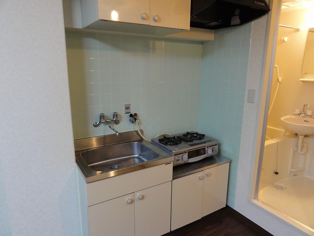 Kitchen. With a two-burner stove kitchen ^^