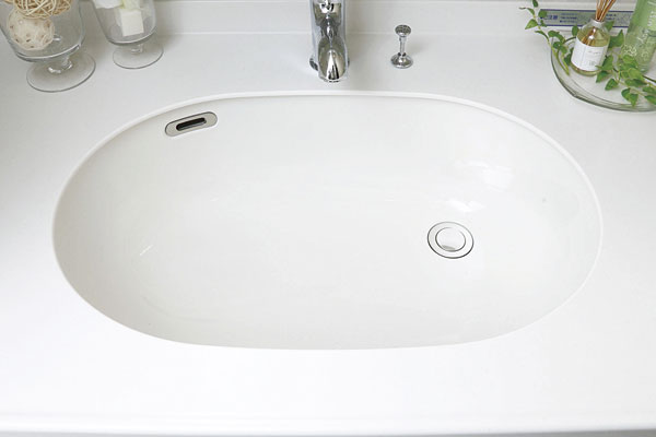Bathing-wash room.  [Enamel bowl] Full of cleanliness, Adopt a care also easy to enamel bowl. Beautiful and stylish design is also attractive (same specifications)