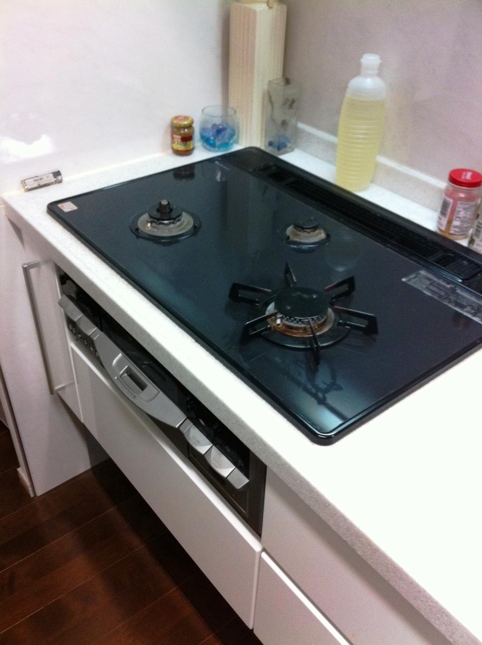 Kitchen. Indoor (12 May 2013) Shooting