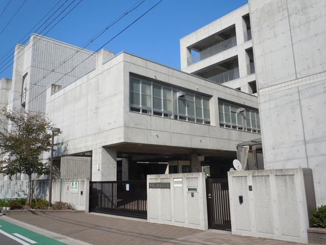 Primary school. Shinminato until elementary school 320m Shinminato Elementary School 4-minute walk