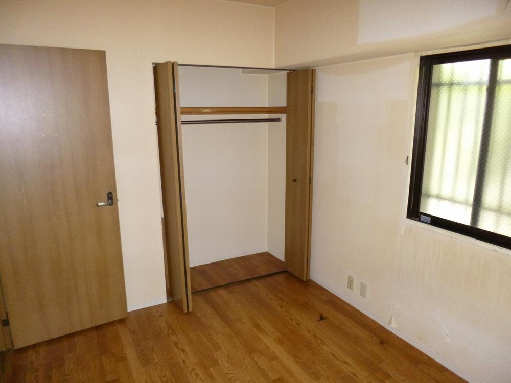 Non-living room. Since the corner room, Per yang also well accommodated many, Easy-to-use room!