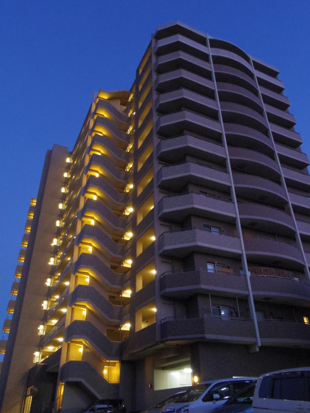 Local appearance photo. Local (11 May 2013) Shooting