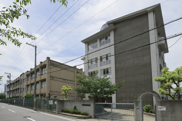 Surrounding environment. Municipal Tsukishu junior high school (19 minutes walk ・ About 1460m)