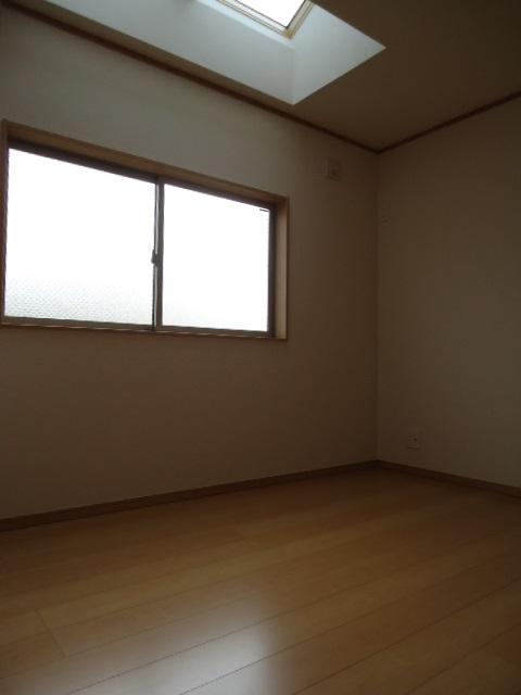 Non-living room. Building 2