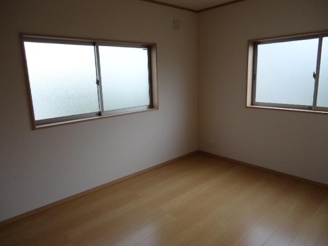 Non-living room. Building 2