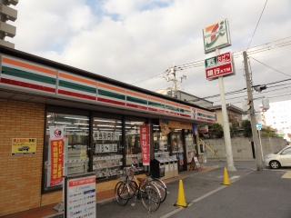 Convenience store. Seven-Eleven Sakai Omachinishi 3 Chomise (convenience store) up to 55m