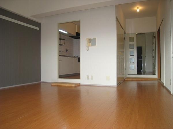 Living and room