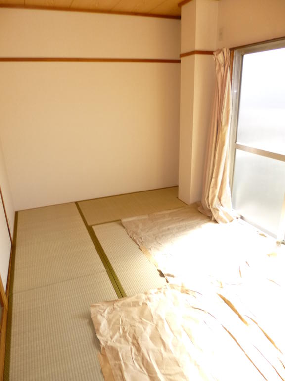 Other room space. Japanese style room