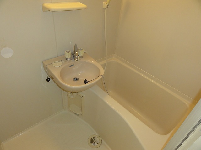 Bath. Bathroom ^^ of washbasin