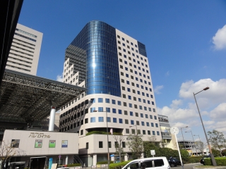 Shopping centre. Portas 299m to Sakai (shopping center)