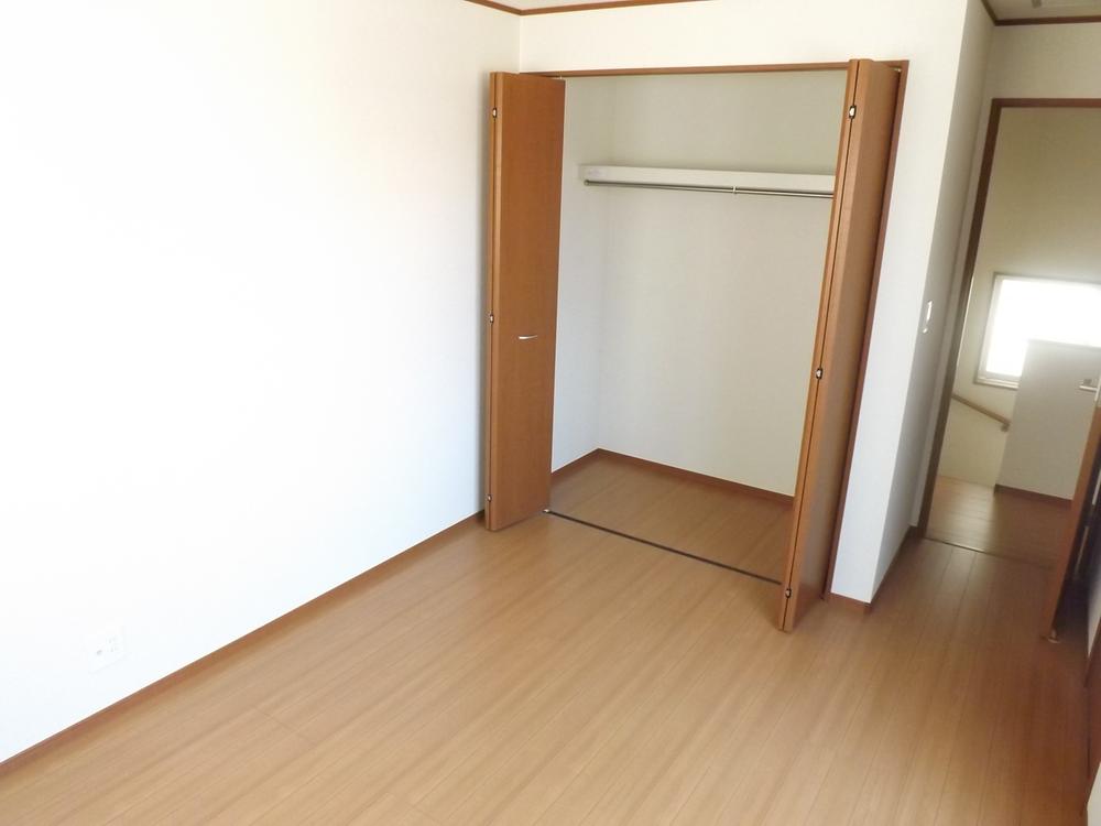 Same specifications photos (Other introspection). Same specifications photos (Western-style)