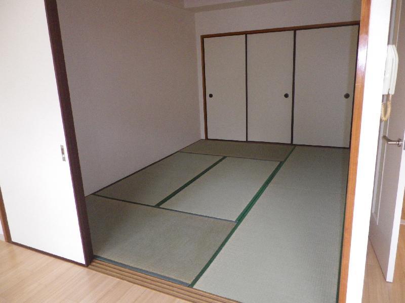 Other. Japanese style room