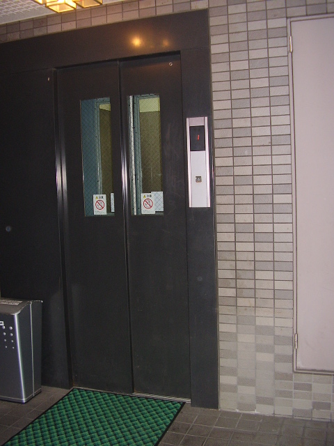 Other common areas. Because the elevator of Rakuchin ^^