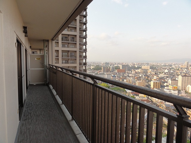 Balcony. Southeast-facing balcony ☆ Good per 彡日! ! 