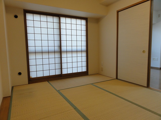 Other room space. View from the Japanese-style room, View does not say anything ^^