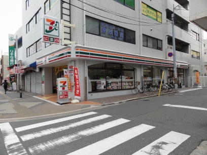 Convenience store. Seven-Eleven JR Sakai Station store up (convenience store) 224m