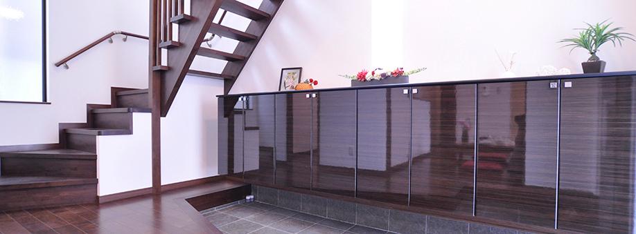 Entrance. Bright entrance will give me the energy of the day.