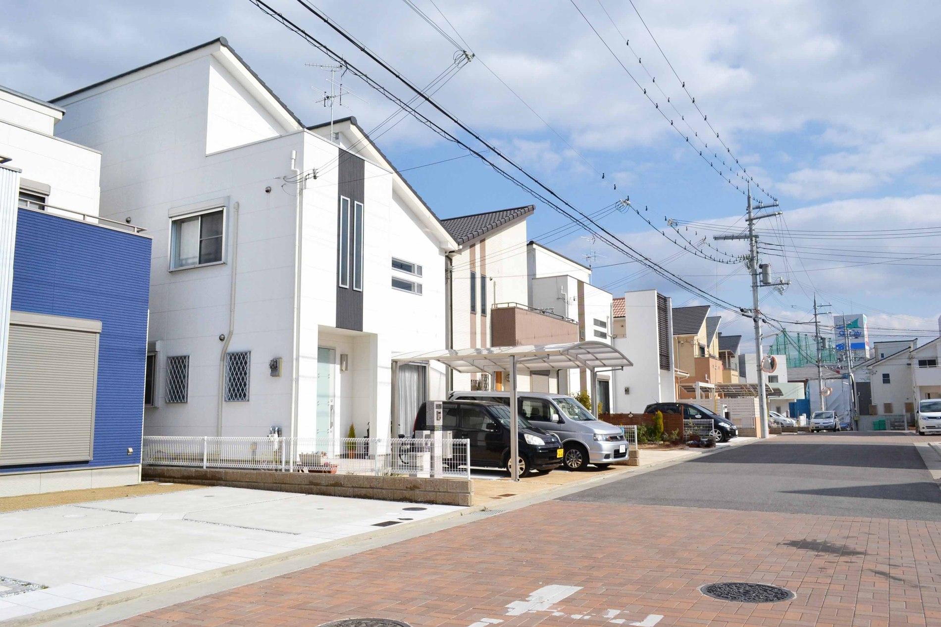 Sale already cityscape photo. Not far to the sea, Total 64 units of city road width 5.9 ~ 6.9m spacious. Shine in refreshing living environment, Stylish houses are lined up (sale already the city average)